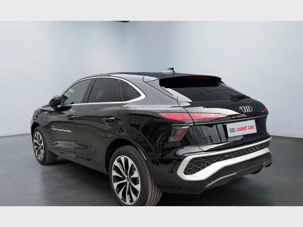 Audi Q3 Sportback (2026) — foto 23 van 28