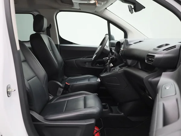 Opel Combo Life (2022) — foto 5 van 36