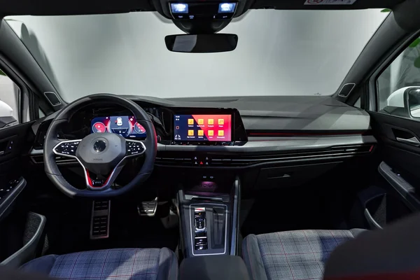 Volkswagen Golf (2020) — foto 3 van 40