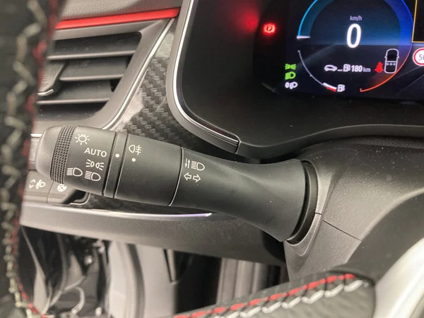 RENAULT Arkana (2022) — foto 20 van 33