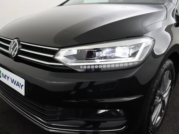 VOLKSWAGEN Touran (2025) — foto 9 van 20
