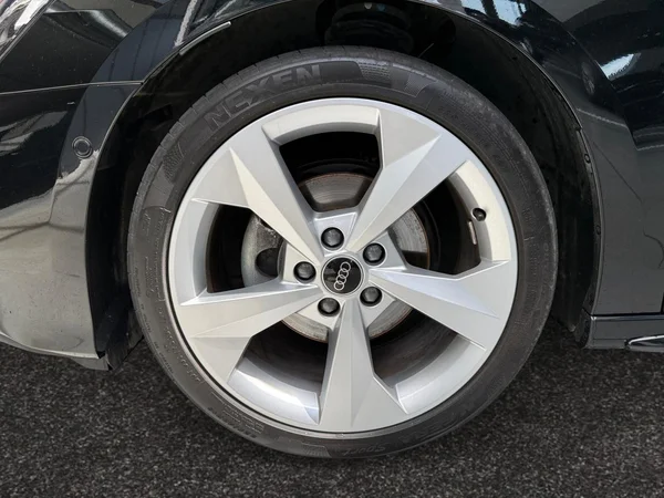 AUDI A3 Sportback (2025) — foto 14 van 15