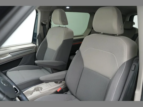 VOLKSWAGEN Multivan T7 Long eHybrid (PHEV) (2022) — foto 22 van 28