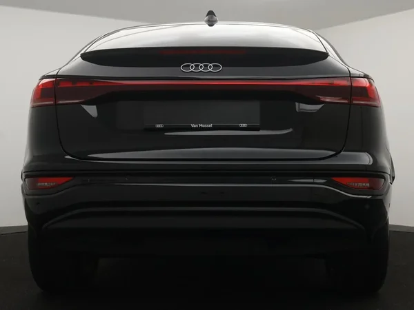Audi Q6 e-tron (2025) — foto 4 van 24