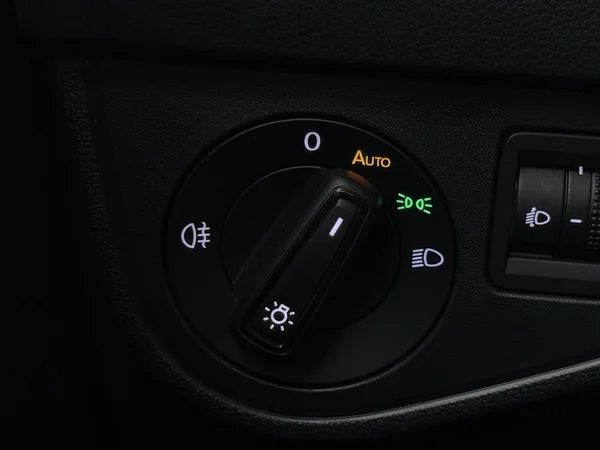 VOLKSWAGEN Polo (2022) — foto 18 van 27