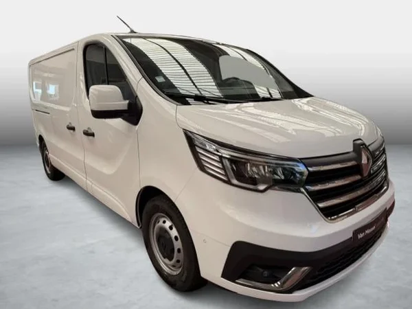 Renault Trafic (2024) — foto 9 van 15