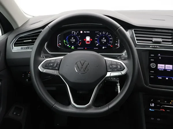Volkswagen Tiguan (2022) — foto 18 van 27