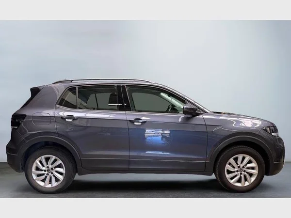 Volkswagen T-Cross (2023) — foto 21 van 27