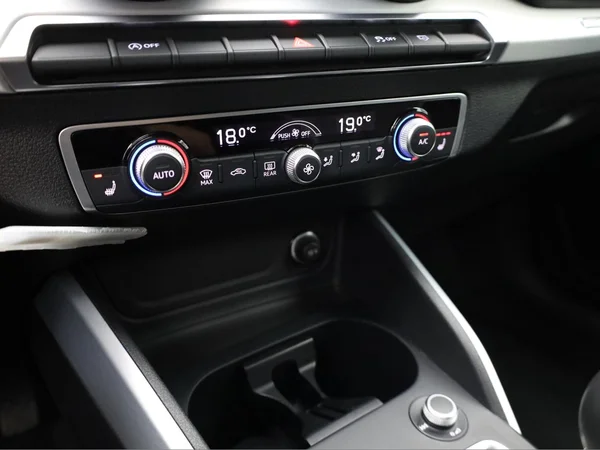 AUDI Q2 (2020) — foto 8 van 17