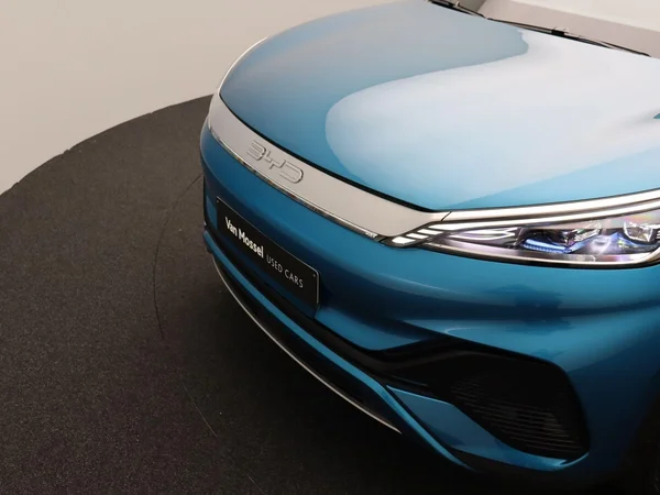 BYD ATTO 3 (2023) — foto 24 van 32