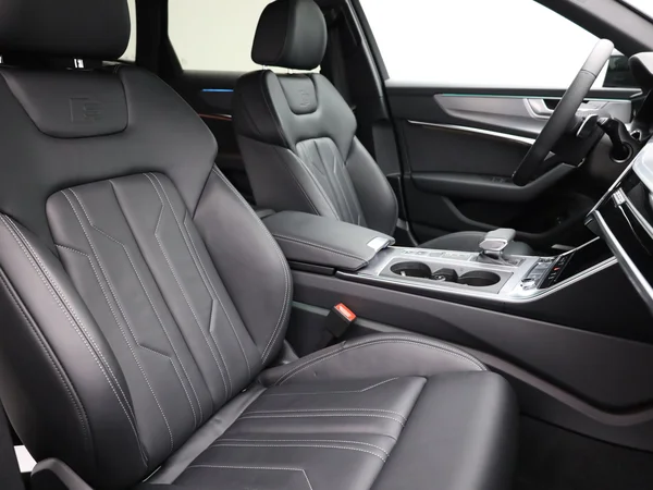 AUDI A6 Avant (2025) — foto 21 van 28