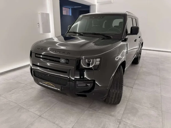 Land Rover Defender — foto 16 van 22