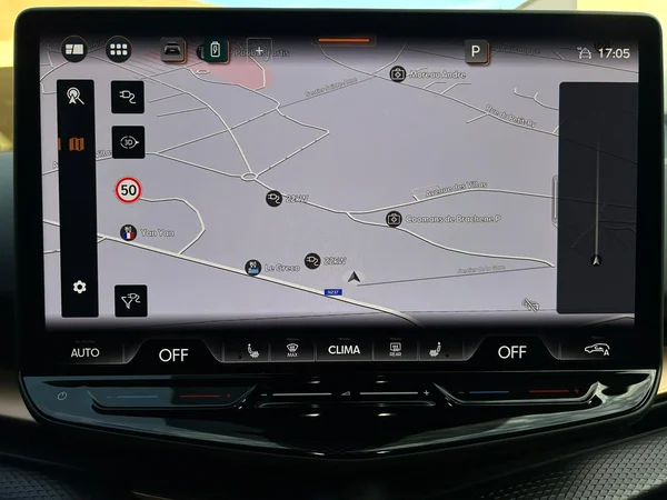 CUPRA Tavascan (2025) — foto 10 van 20