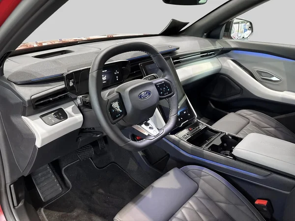 Ford Capri (2025) — foto 20 van 20