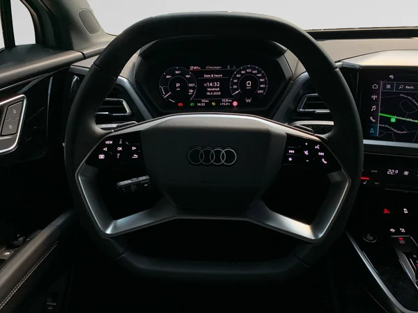 AUDI Q4 e-tron (2025) — foto 19 van 21