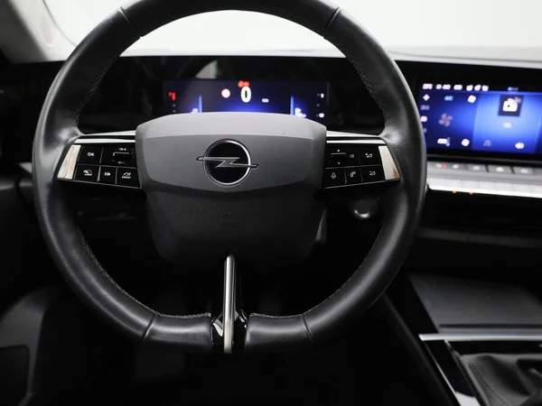 Opel Astra (2023) — foto 35 van 37