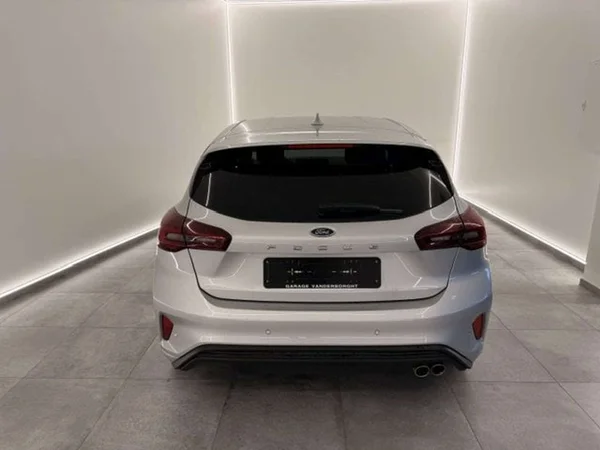 Ford Focus (2025) — foto 18 van 23