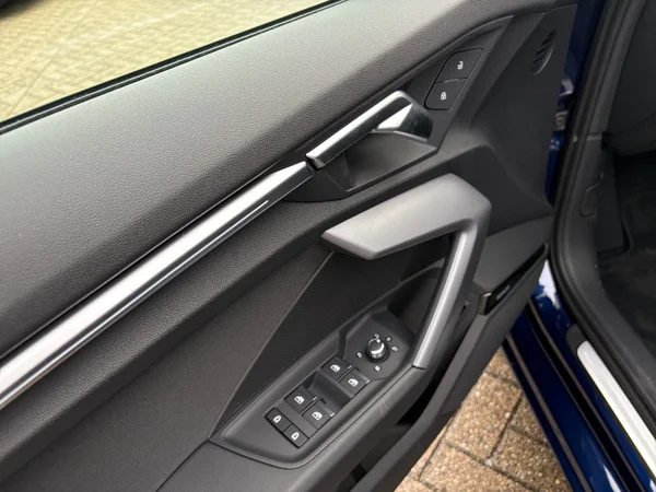 AUDI A3 Sportback PHEV (2025) — foto 6 van 24
