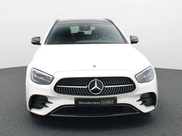 Mercedes-Benz E-Klasse (2022) — foto 23 van 29