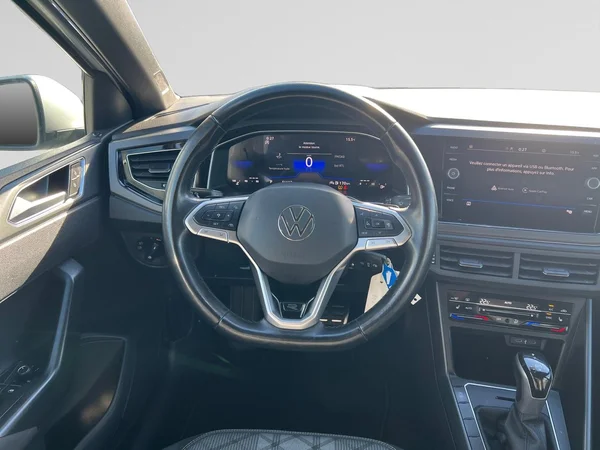VOLKSWAGEN Polo (2024) — foto 16 van 18