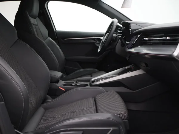 Audi A3 (2023) — foto 25 van 26