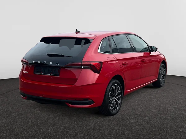 SKODA Scala (2025) — foto 9 van 16