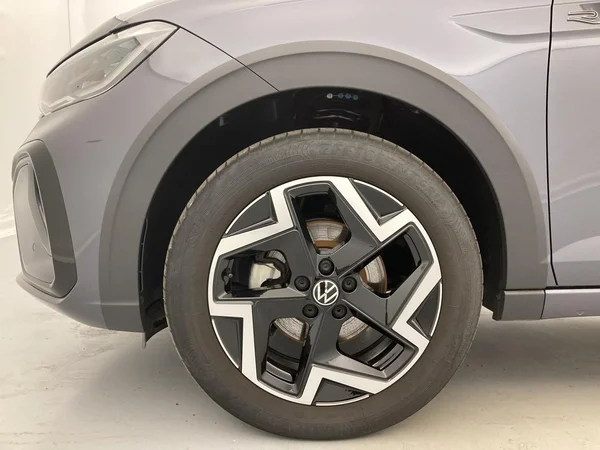 VOLKSWAGEN Taigo (2025) — foto 3 van 36