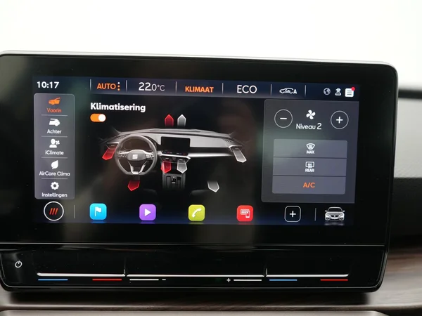 SEAT Leon e-Hybrid (PHEV) (2021) — foto 18 van 26