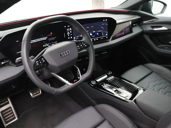 Audi A6 Sportback e-tron (2025) — foto 6 van 37