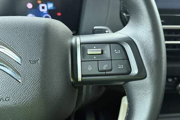 Citroen C4 (2024) — foto 7 van 21