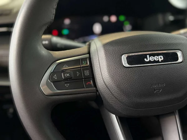 Jeep Compass (2022) — foto 8 van 19