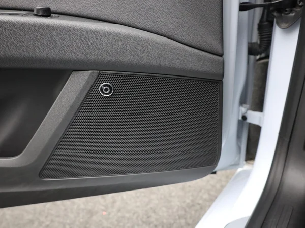 SEAT Leon (2020) — foto 14 van 22