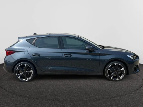 CUPRA Leon (2023) — foto 23 van 24