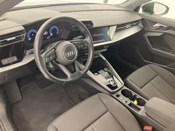 AUDI A3 Sportback (2021) — foto 13 van 36
