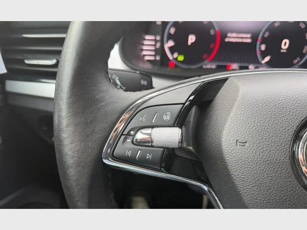 Skoda Kamiq (2023) — foto 9 van 26
