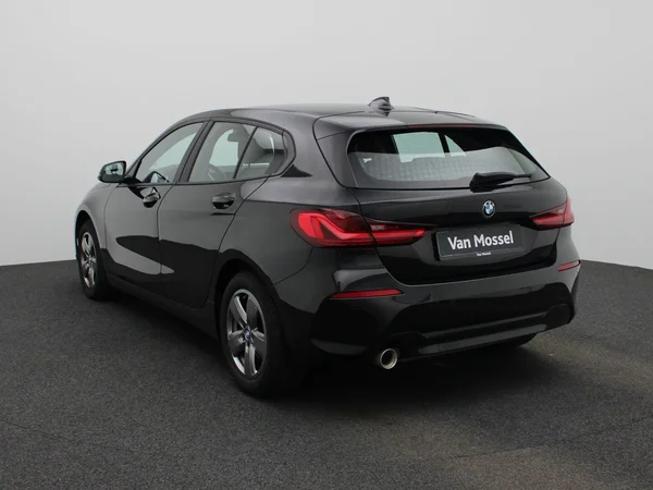 BMW 1 Reeks (2022) — foto 12 van 43