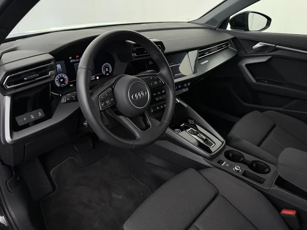AUDI A3 Sportback (2025) — foto 15 van 18