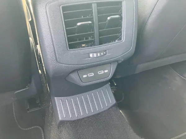 VOLKSWAGEN T-Roc (2025) — foto 7 van 25
