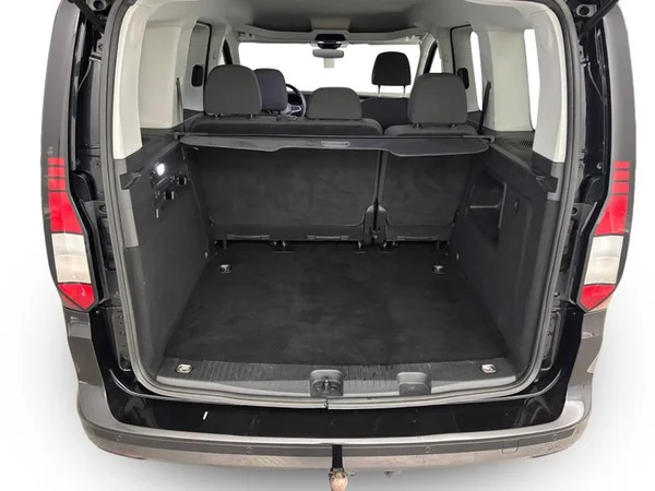 VOLKSWAGEN Caddy (2021) — foto 9 van 23