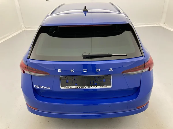 SKODA Octavia SW Dsl (2024) — foto 8 van 36