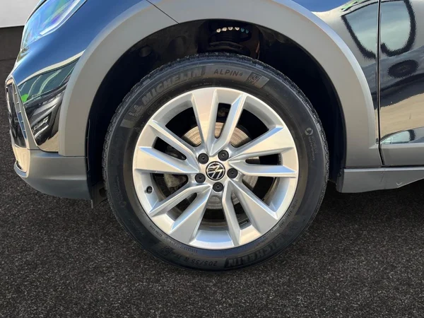 VOLKSWAGEN Taigo (2024) — foto 10 van 19