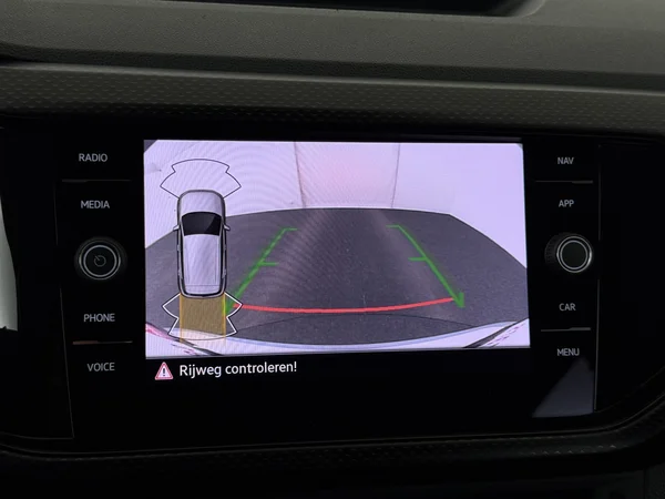 VOLKSWAGEN T-Cross (2023) — foto 11 van 26