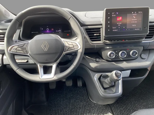 Renault Trafic (2026) — foto 3 van 22