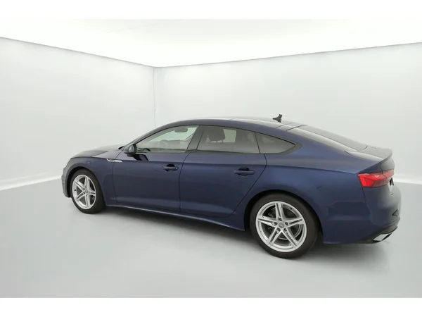 AUDI A5 Sportback (2021) — foto 2 van 36
