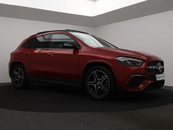 Mercedes-Benz GLA (2025) — foto 27 van 30