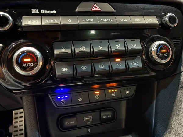 Kia Sportage (2019) — foto 8 van 28