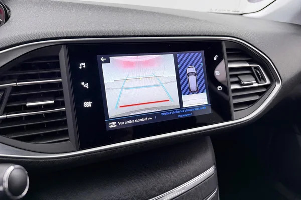 Peugeot 308 (2021) — foto 3 van 36