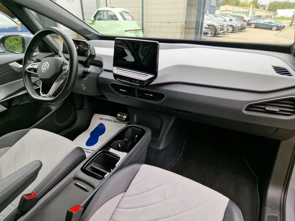 VOLKSWAGEN ID.3 (2023) — foto 2 van 28