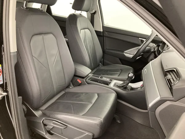 AUDI Q3 (2020) — foto 24 van 36