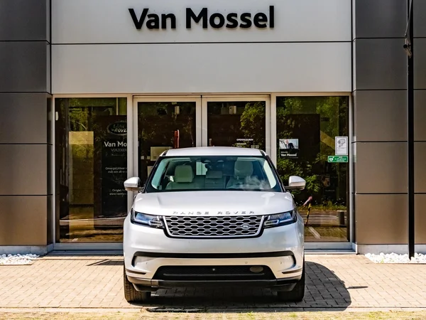 Land Rover Range Rover Velar (2021) — foto 12 van 25